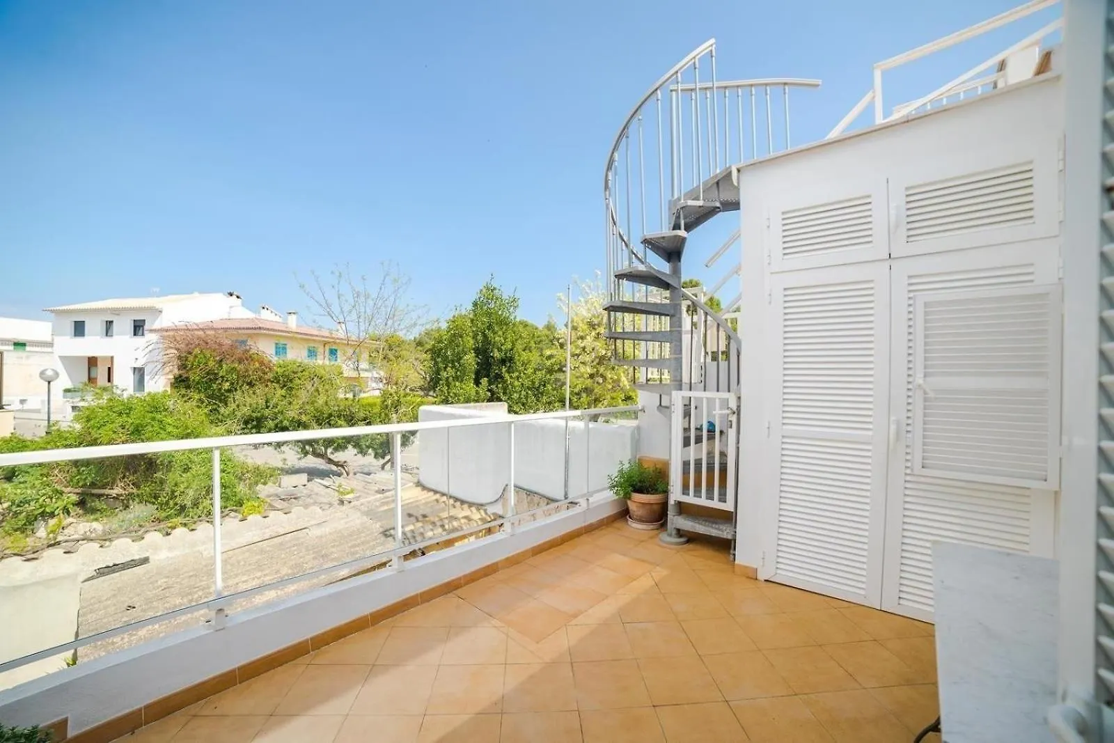 Schoene Kuerzlich Renovierte Wohnung Mit Klimaanlage Und Meerblick In Barcares Алькудия Апартаменты
