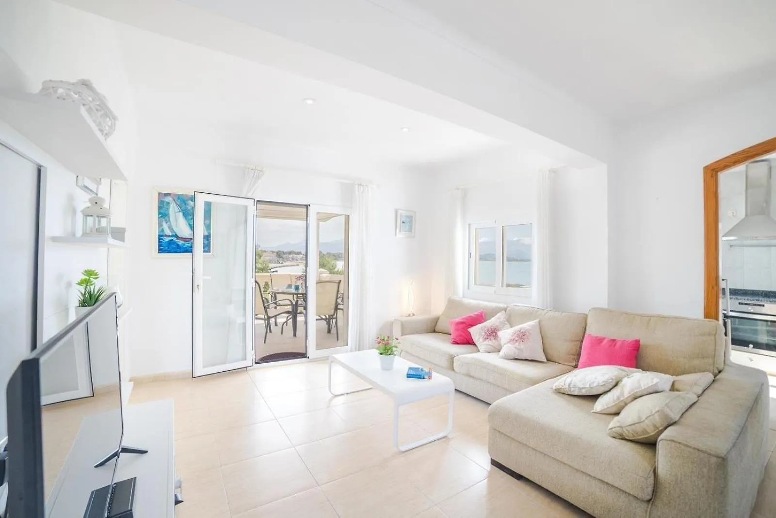 Schoene Kuerzlich Renovierte Wohnung Mit Klimaanlage Und Meerblick In Barcares Алькудия